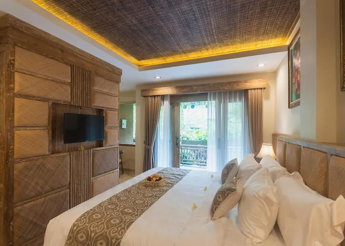 Weda Cita And By Mahaputra Hotel 5*