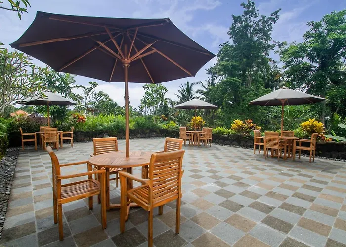 Weda Cita And By Mahaputra Hotel